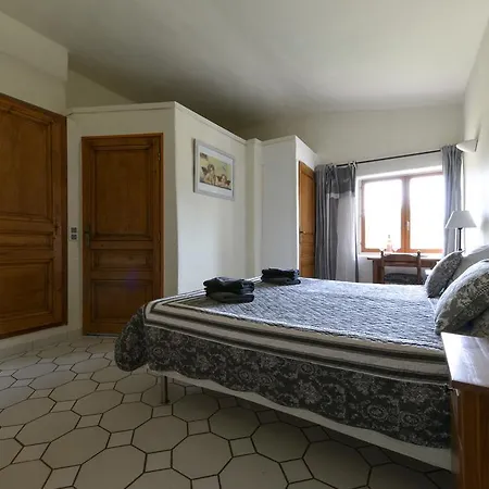 Le Vieux Platane Guest house Cairanne