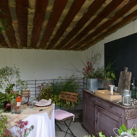 Guest house Le Vieux Platane